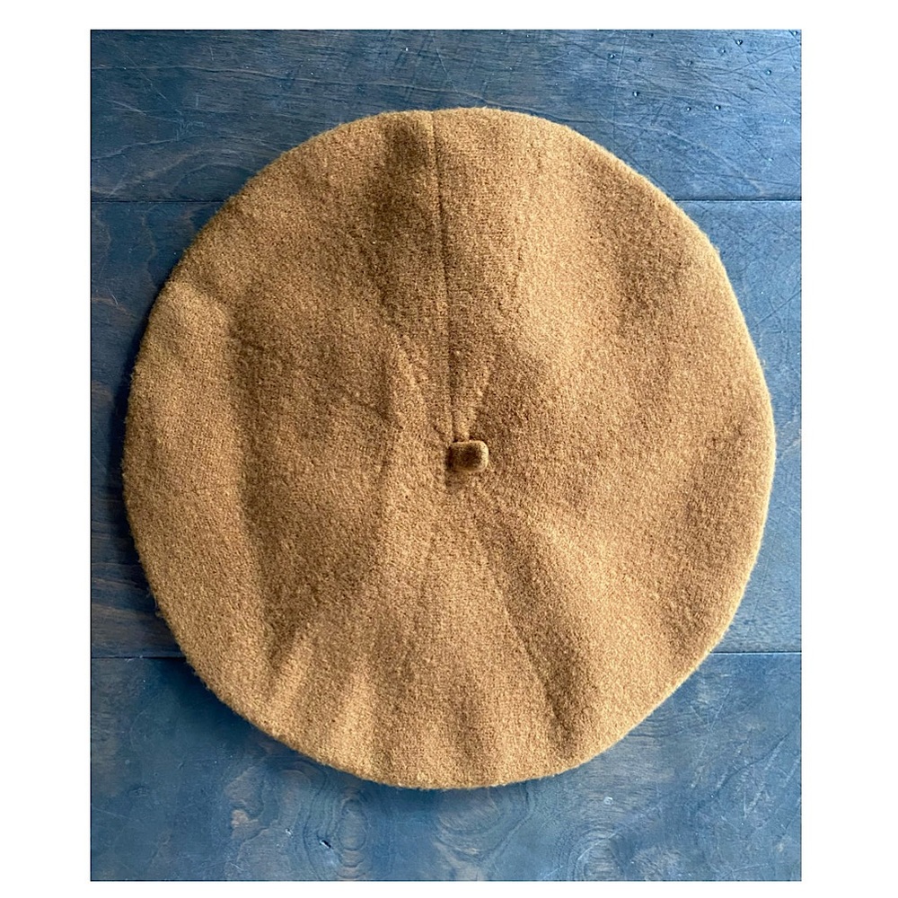 Nwt Hansel from Basel Gigi Beret Ochre